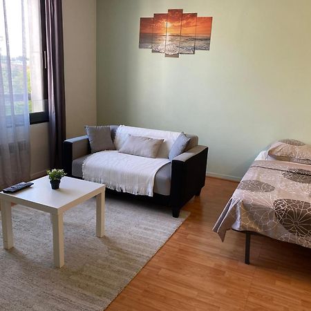 Appart Calme Avec Parking Gratuit Evry-Gregy-sur-Yerre Buitenkant foto